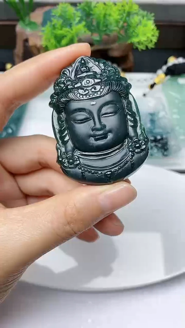 【闪购商品】翡翠颈饰未镶嵌