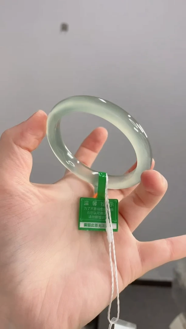 【闪购商品】玛瑙/玉髓手镯未镶嵌54圈