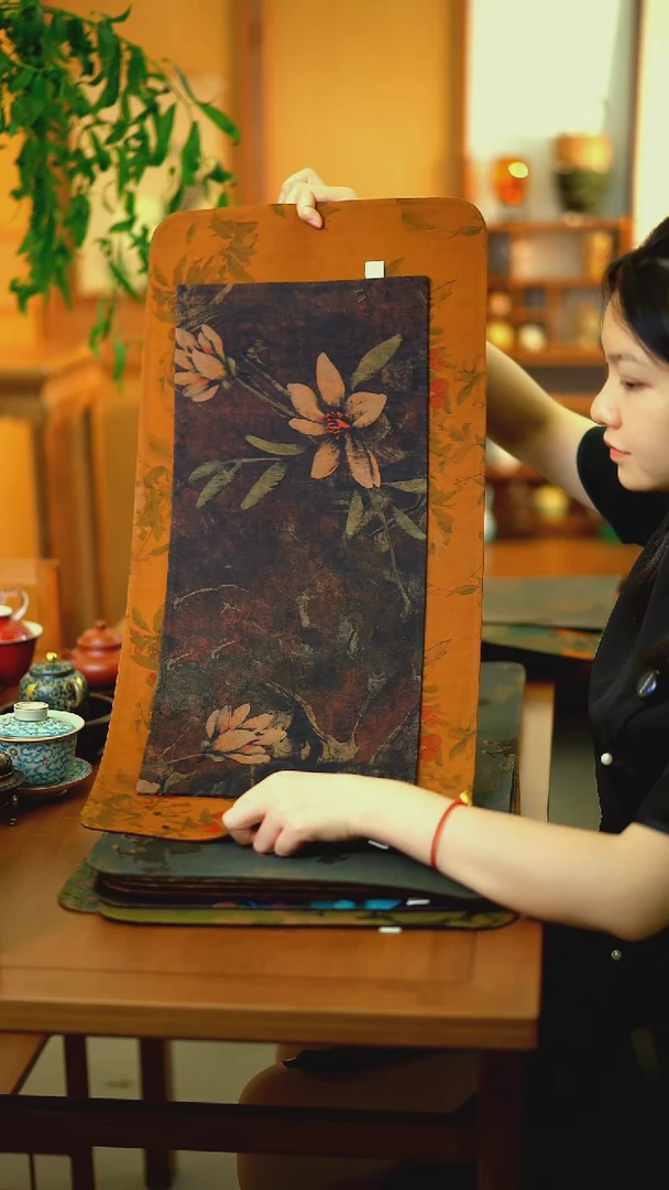 大荔枝图加小繁花