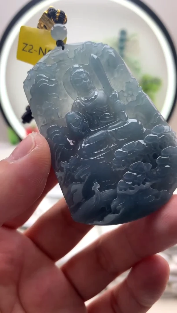 颈饰未镶嵌翡翠不动明王