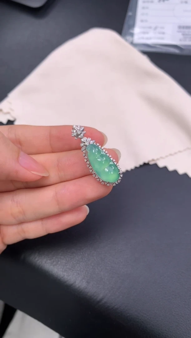 定制翡翠18K金镶嵌模式推广期48小时鉴赏期