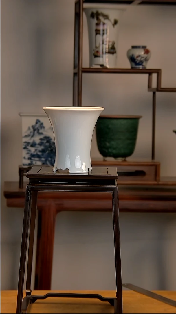 景德镇手工陶瓷花盆