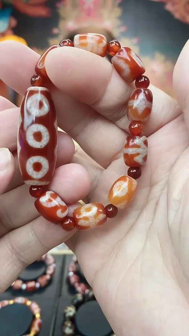 【闪购商品】玛瑙/玉髓手串未镶嵌玛瑙五眼手串