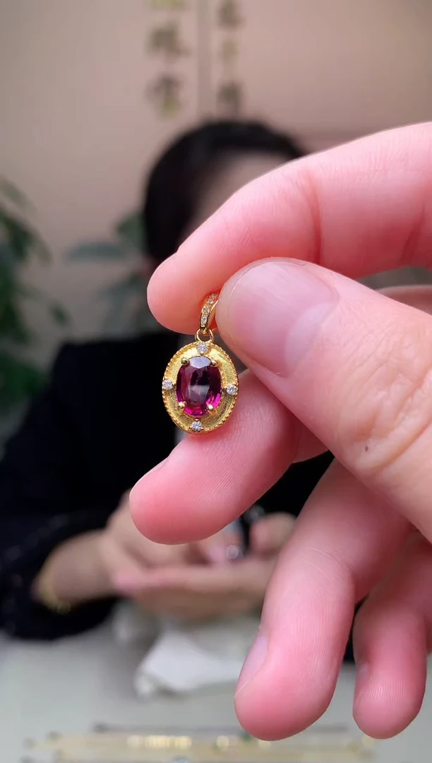 银S925镶嵌吊坠石榴石吊坠