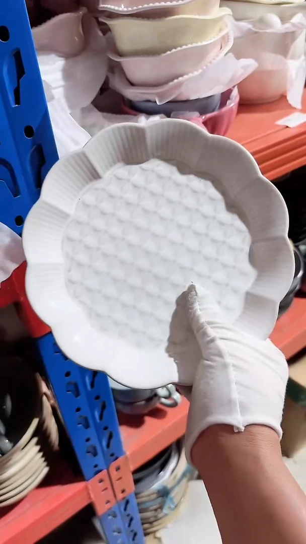 陶瓷8英寸奈良盘 微瑕凑满20元包邮