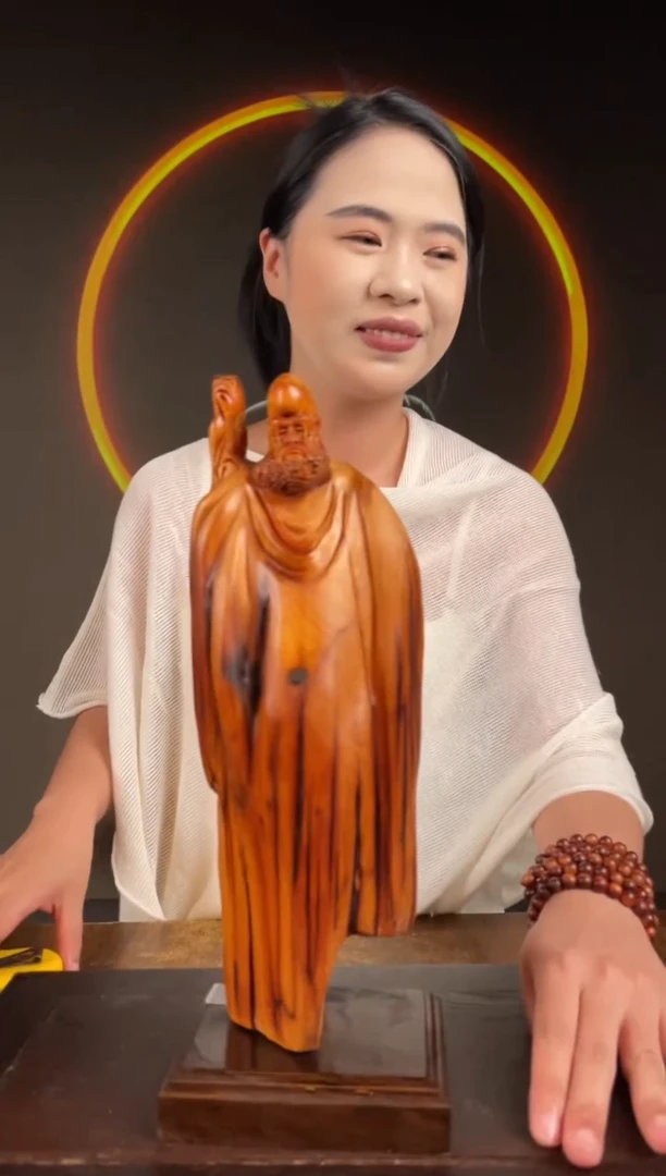 柏木（崖柏）手工摆件,先抢先得! 编号:81