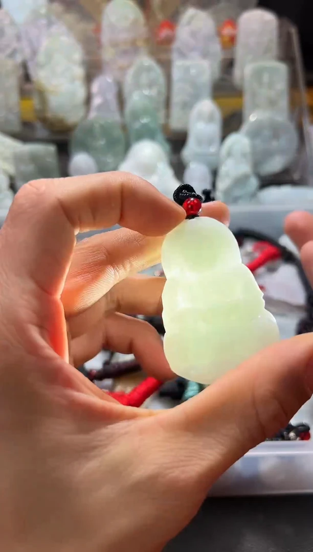 颈饰未镶嵌翡翠12/17    033