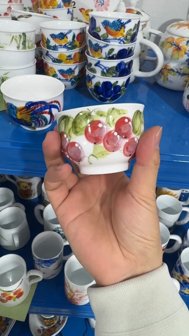 其他景德镇高温瓷（小高脚炉式杯）