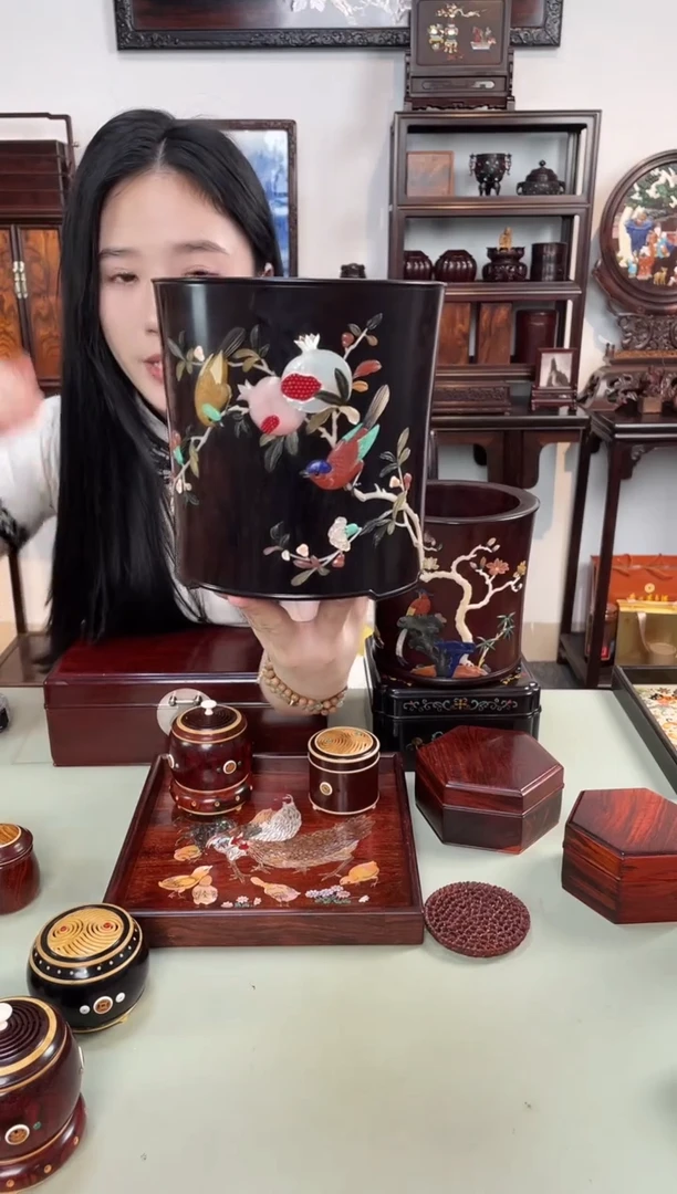 紫檀木类成套家具16口径笔筒
