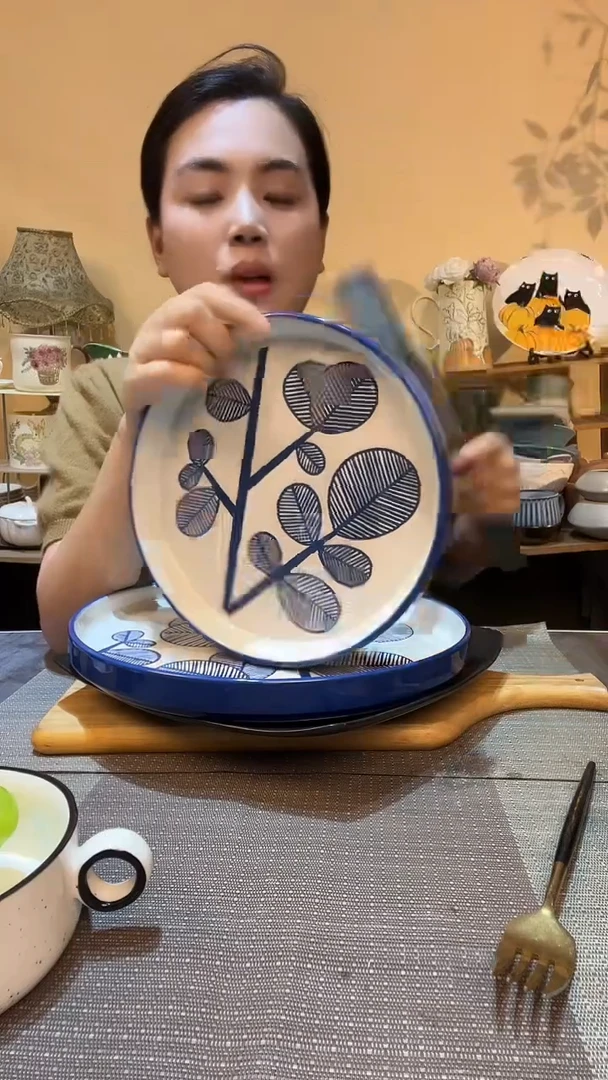 瓷片8英寸盘 微瑕介意勿拍