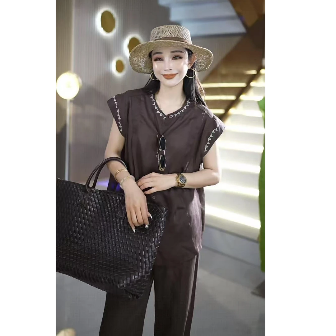 夏季高端时尚休闲百搭洋气显瘦圆领刺绣100苎麻上衣衬衫HB98201C