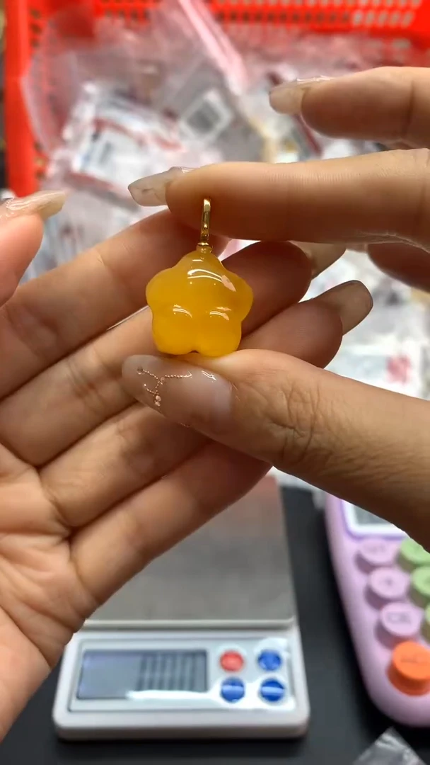 未镶嵌琥珀珠宝奇石2722