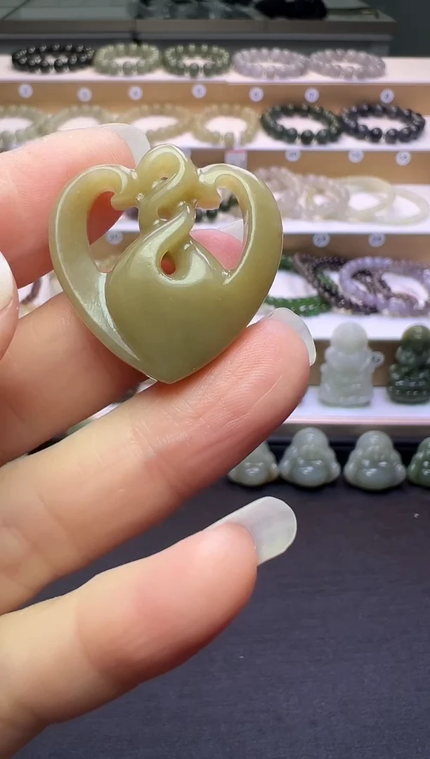 颈饰未镶嵌和田玉71号链接多样性发一约29*28*5mm