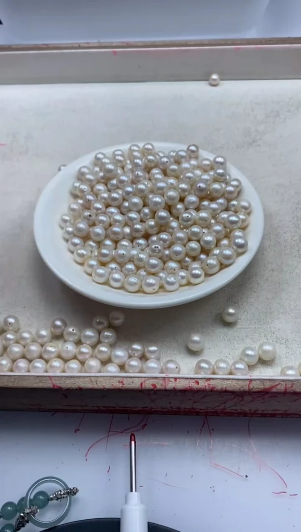 【闪购商品】淡水珍珠颈饰未镶嵌w288珍珠近圆8mm*3颗