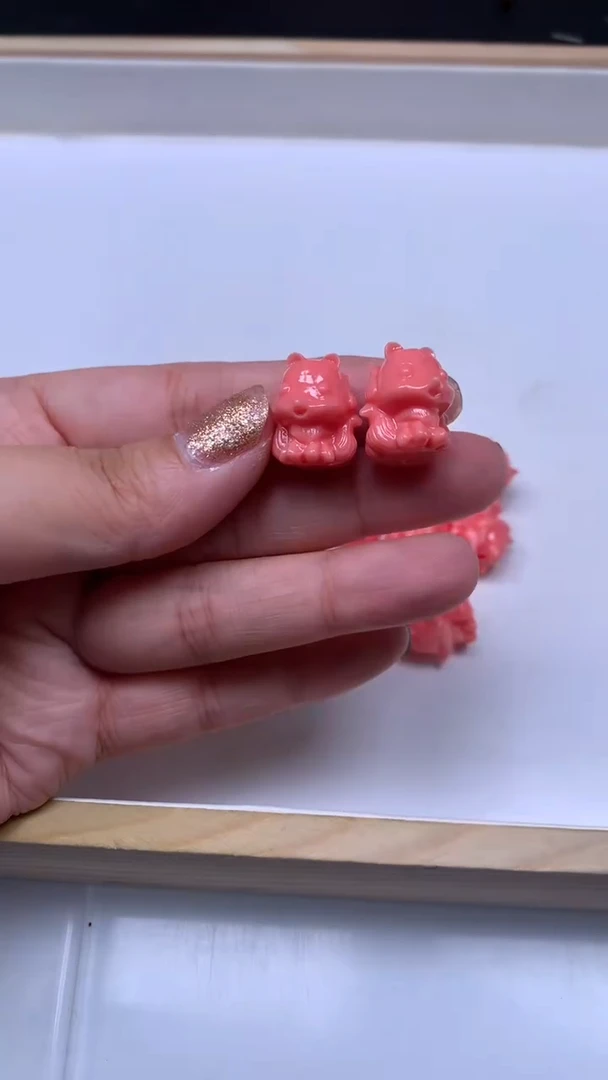 未镶嵌散珠拼合珍珠（马贝珠）A1545 女皇贝 13*16mm九尾狐2个8.8元