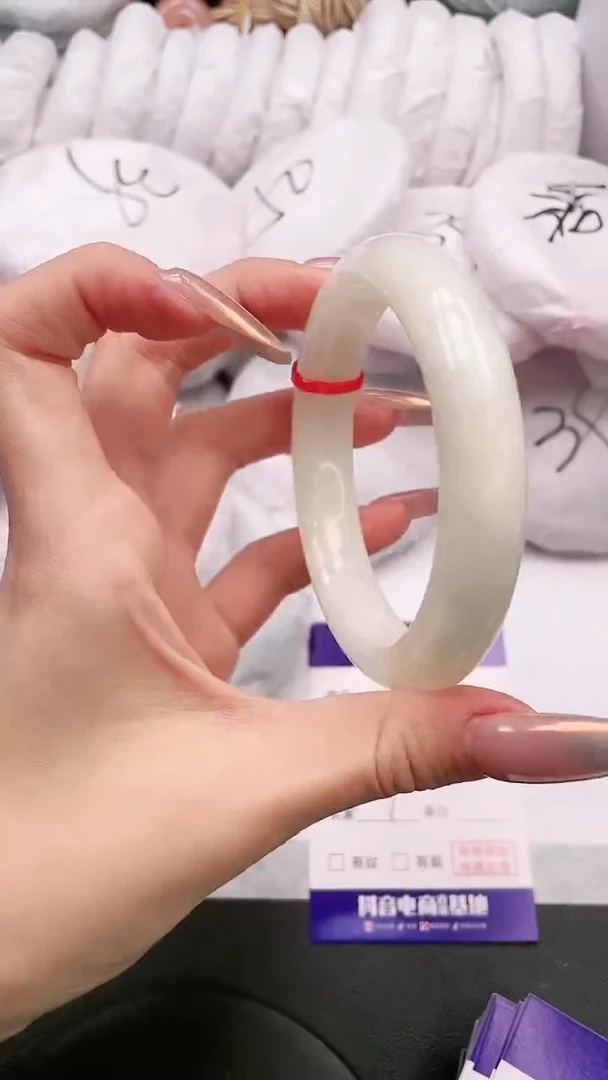 【闪购商品】和田玉手镯未镶嵌17K302-59