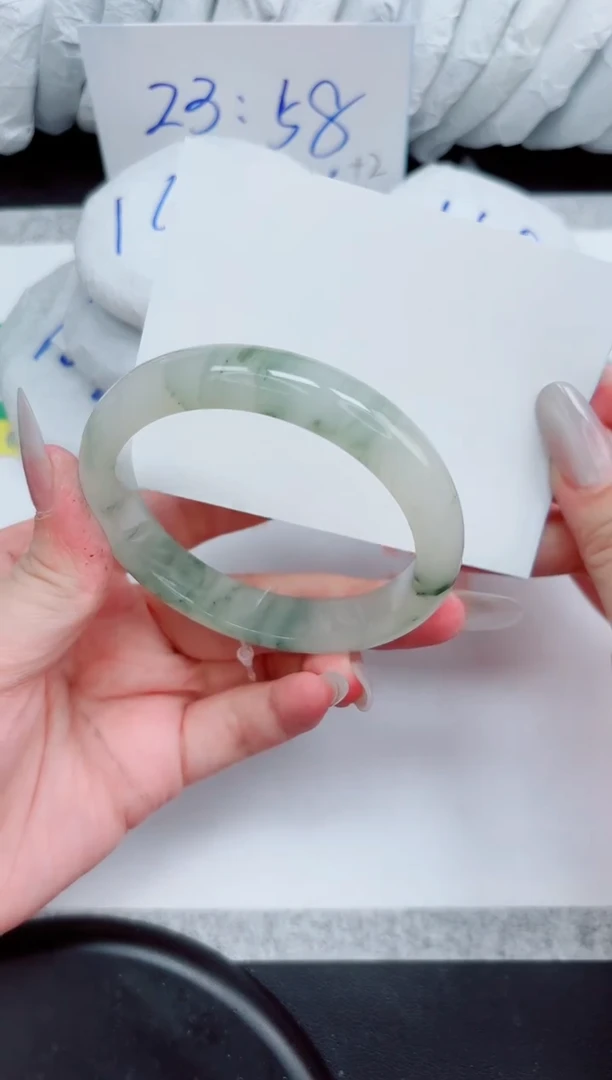 石英质玉手镯未镶嵌160-60.3