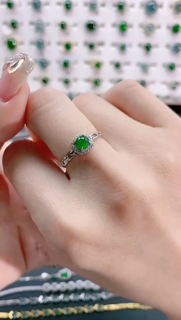 【闪购商品】翡翠戒指银S925镶嵌天然翡翠