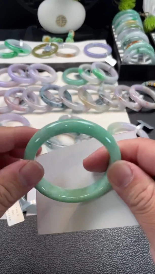 未镶嵌手镯翡翠85号链接 有纹裂 54