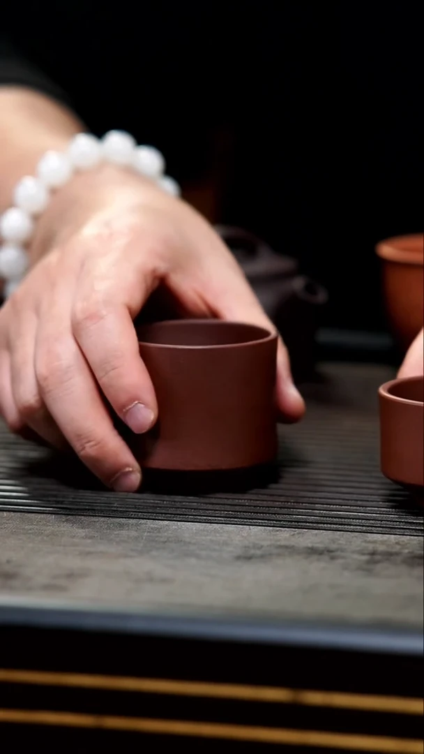 【闪购商品】紫砂茶壶04-老紫泥两款小圆杯