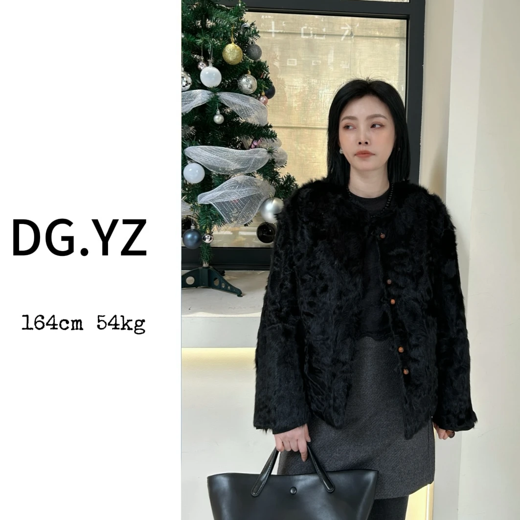 【樱子家】2524F欧货冬季高级感提花减龄毛毛设计感毛毛外套