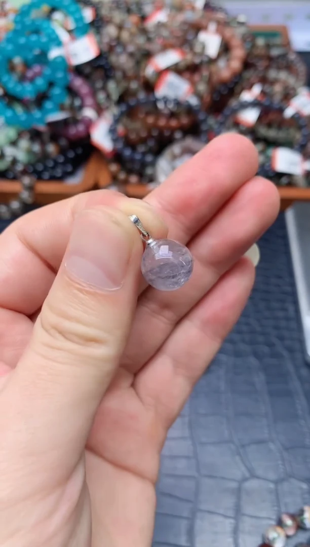 吊坠(赠链)未镶嵌水晶36