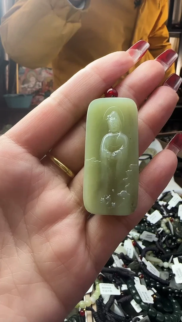 颈饰未镶嵌和田玉和田玉吊坠96