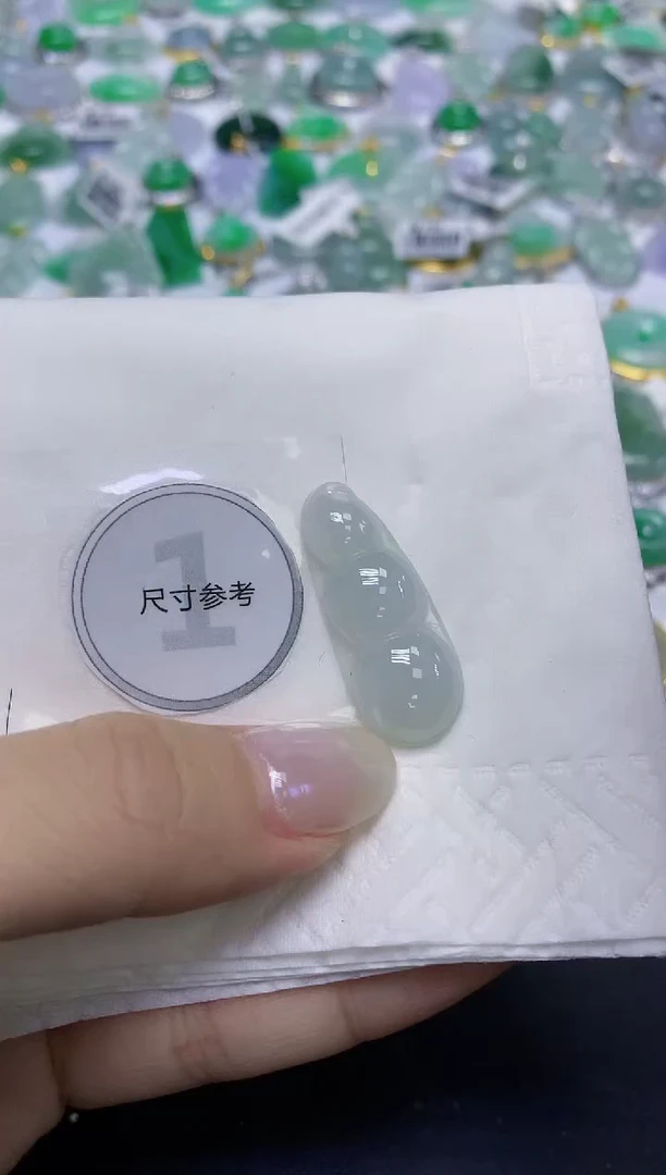 颈饰未镶嵌翡翠天然缅甸翡翠A货百元以上9元证书费自理