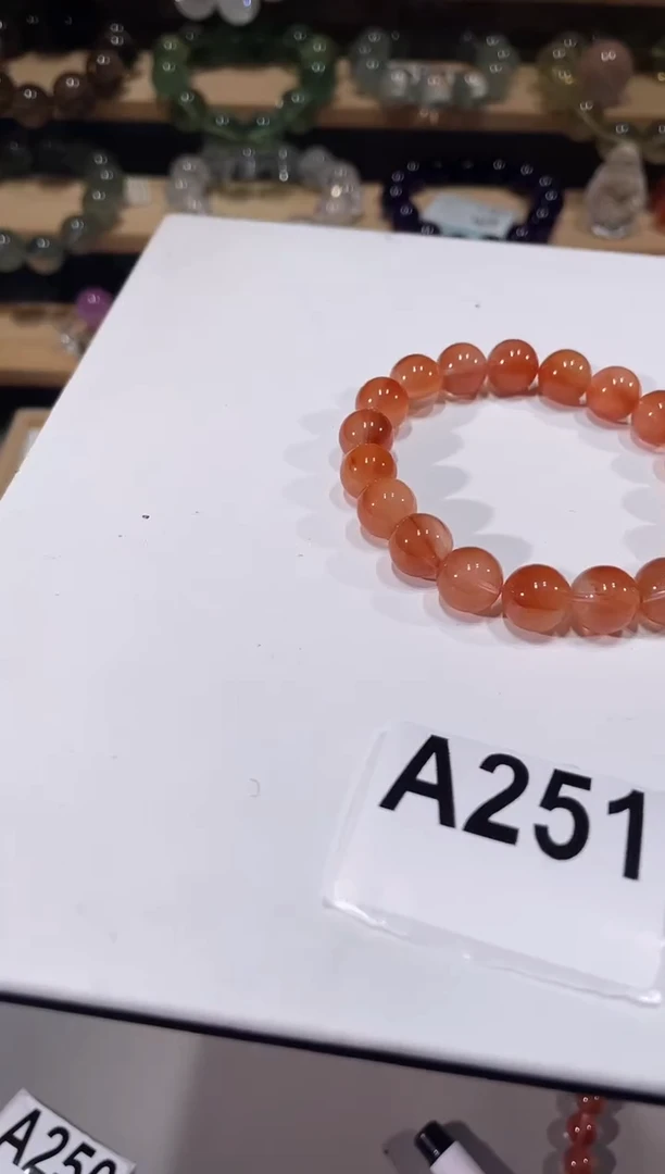 未镶嵌手链水晶A251豆沙兔毛手链