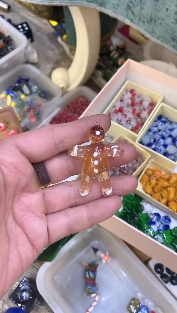 琉璃手工艺品姜饼人