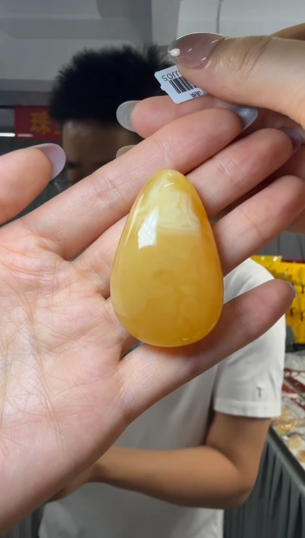 未镶嵌吊坠(不含链)蜜蜡俄料鸡油黄蜜蜡吊坠12-13g