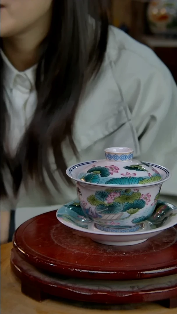 摆件陶景德镇陶瓷摆件稀土荷花粉彩三才