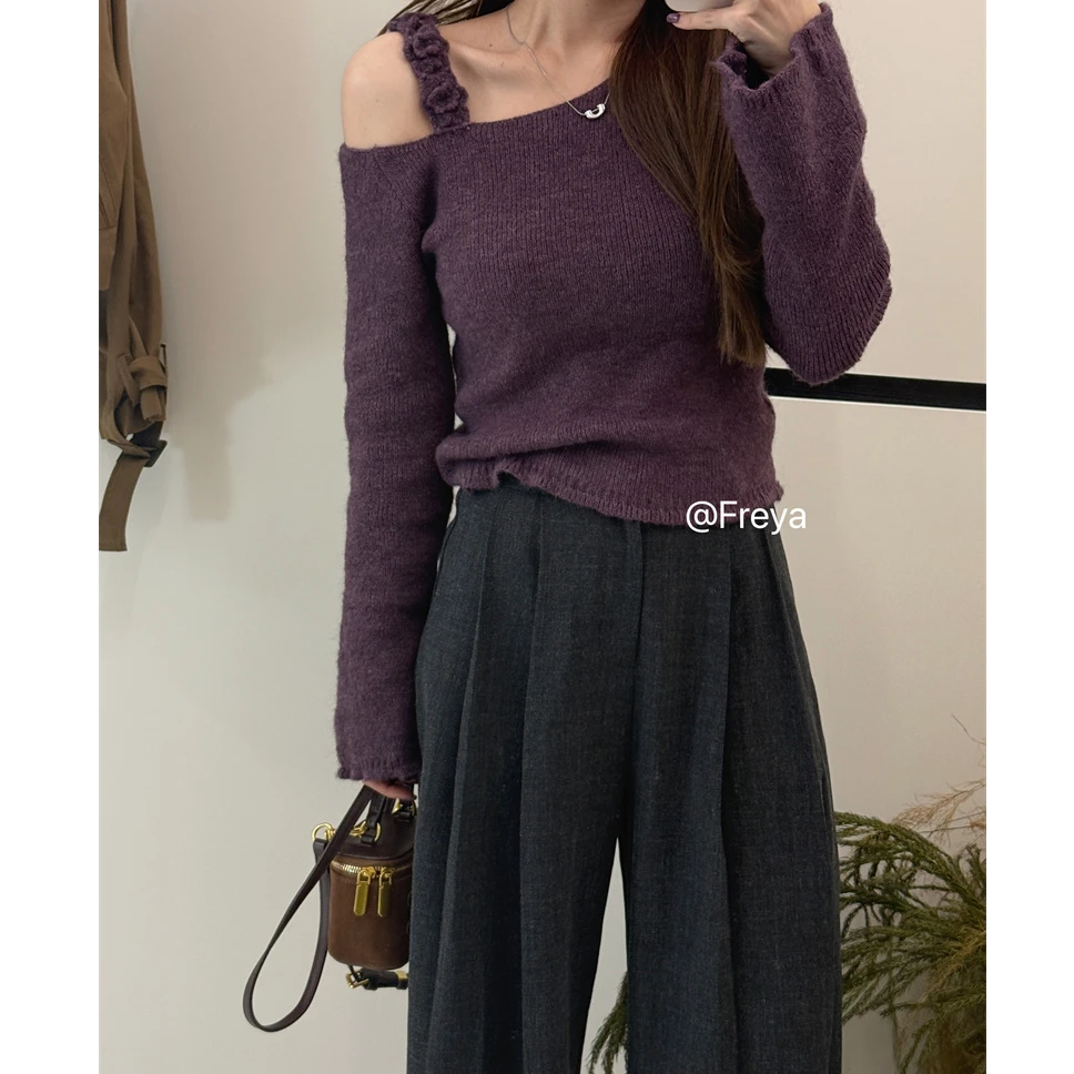 YPP!【绛紫】显白到发光的紫！慵懒松弛软糯手工钩花露肩毛衣