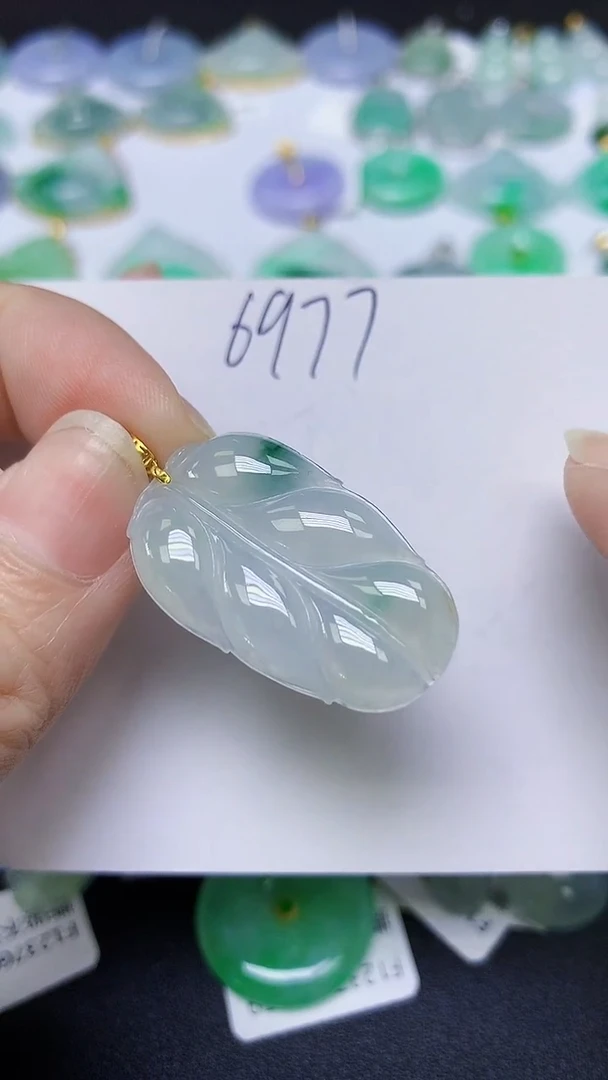 颈饰18K金镶嵌翡翠天然缅甸A货翡翠百元以上9元证书费自理