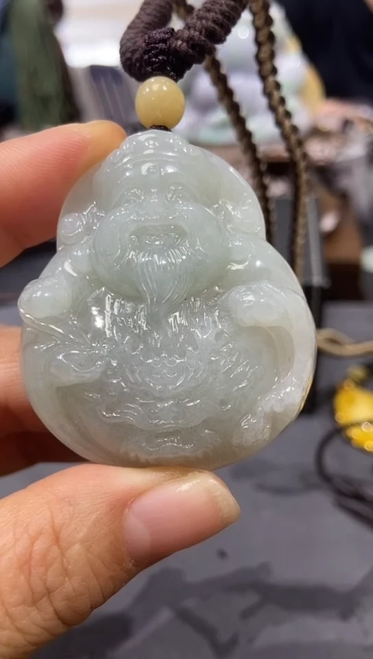 翡翠未镶嵌颈饰程****鸡吊坠