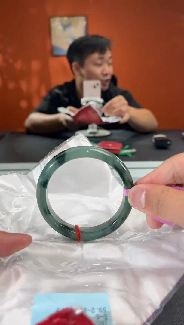 未镶嵌手镯翡翠59