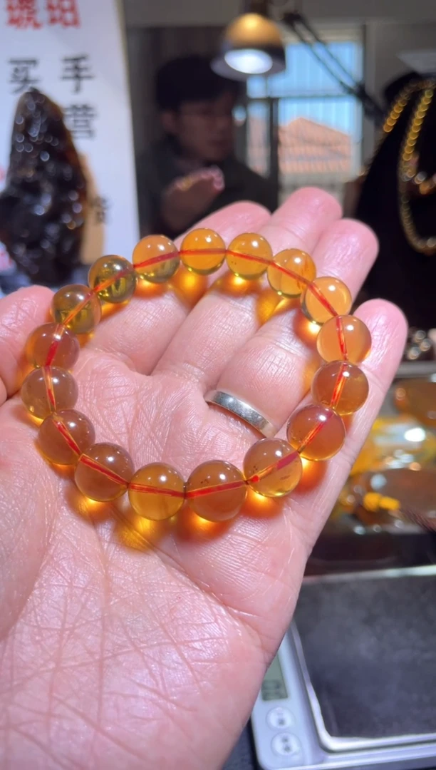 【闪购商品】琥珀裸石未镶嵌卡11 红茶珀手串