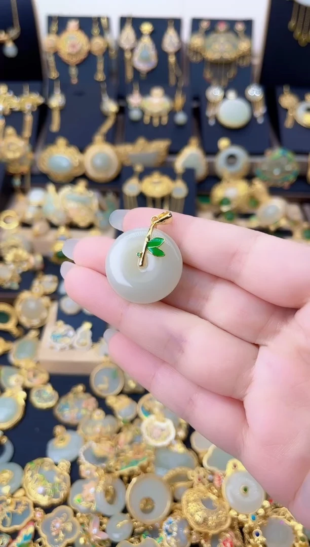 颈饰银S925镀金镶嵌和田玉珐琅竹节平安扣吊坠