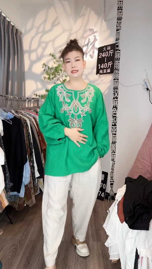 亚麻大码女装系列。