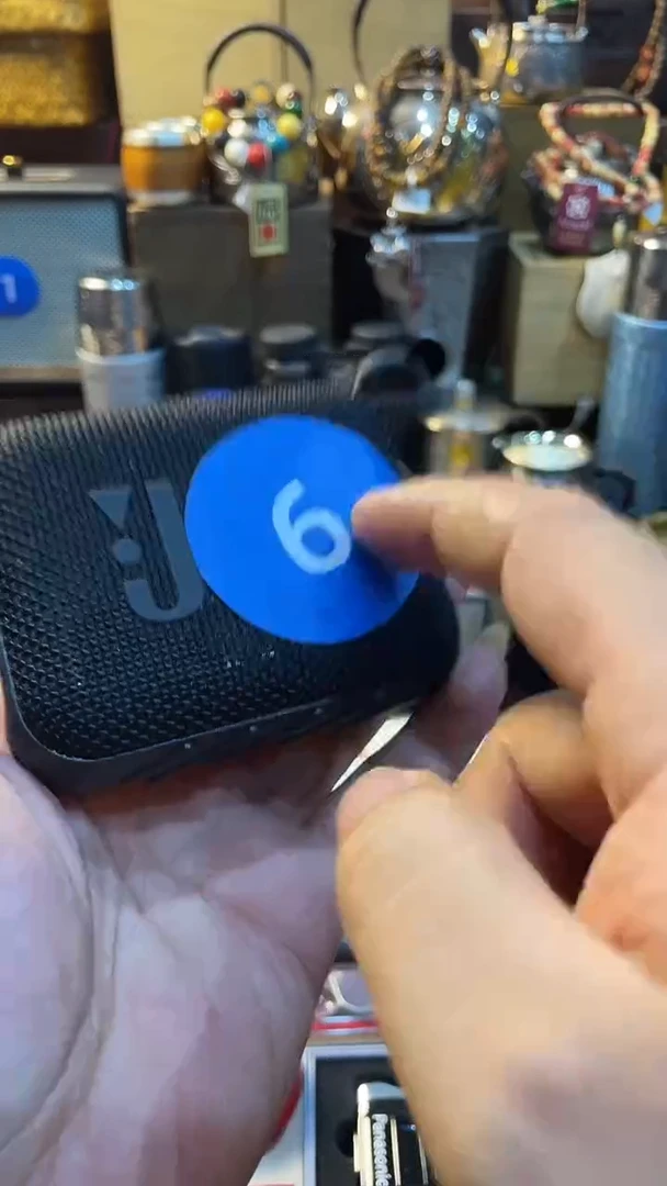 瓷片闪购商品 如图所示