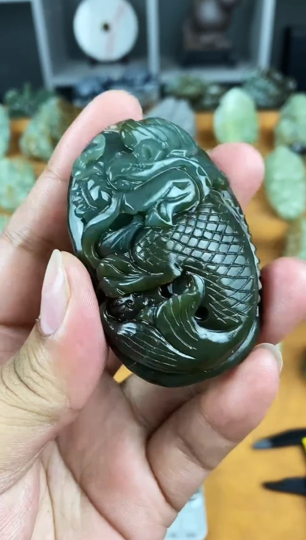 未镶嵌和田玉把件1