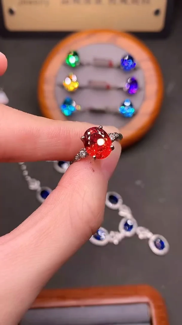 银S925镶嵌戒指红色碧玺...