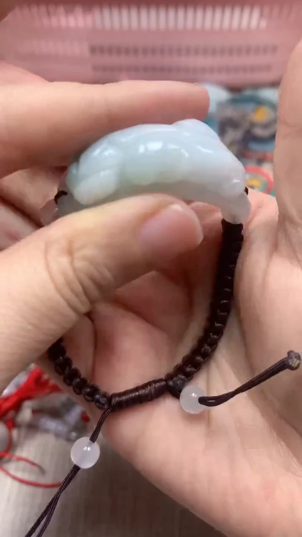 翡翠未镶嵌颈饰天然缅甸A货翡翠
