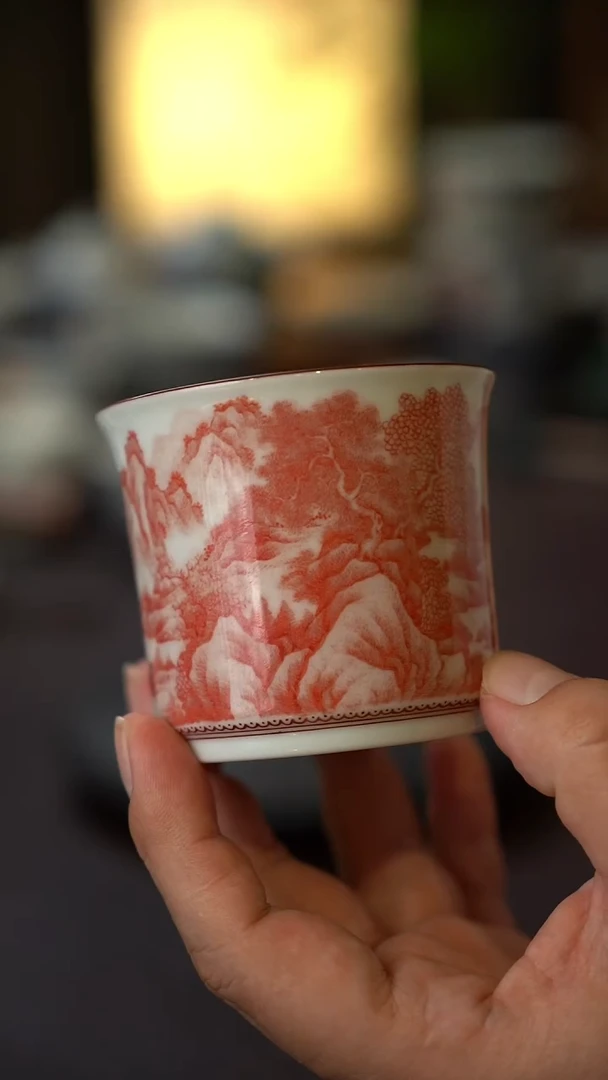 观无瑕全手工手绘釉里红山水容天杯