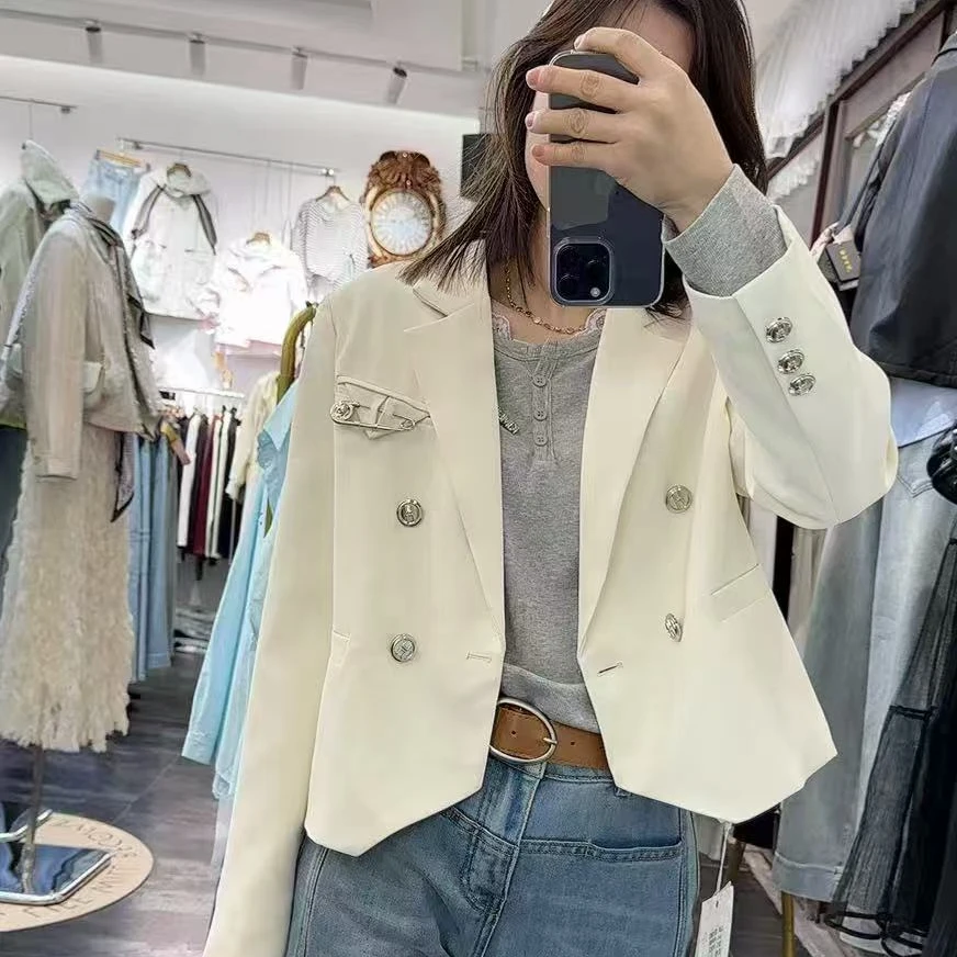 春季新款短版小个子女生精致不规则设计纯色洋气时尚西服外套上衣