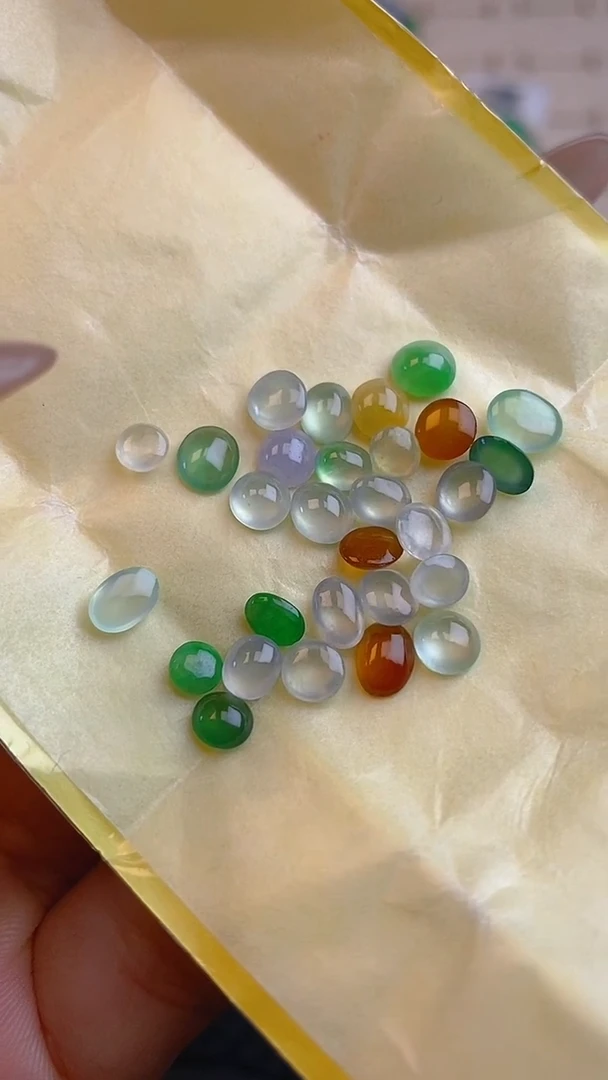 【闪购商品】翡翠耳饰未镶嵌天然A货翡翠102