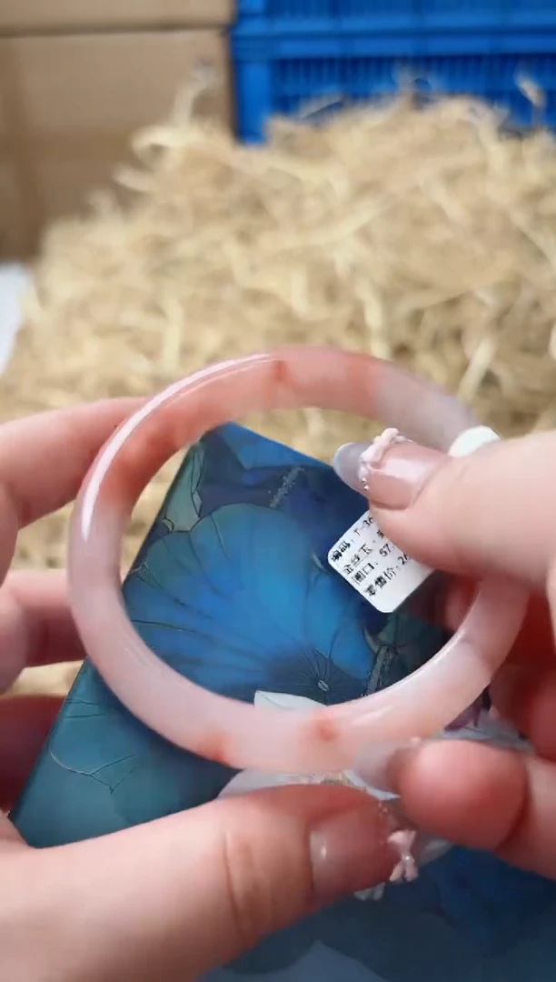 未镶嵌手镯石英质玉T-3693-57