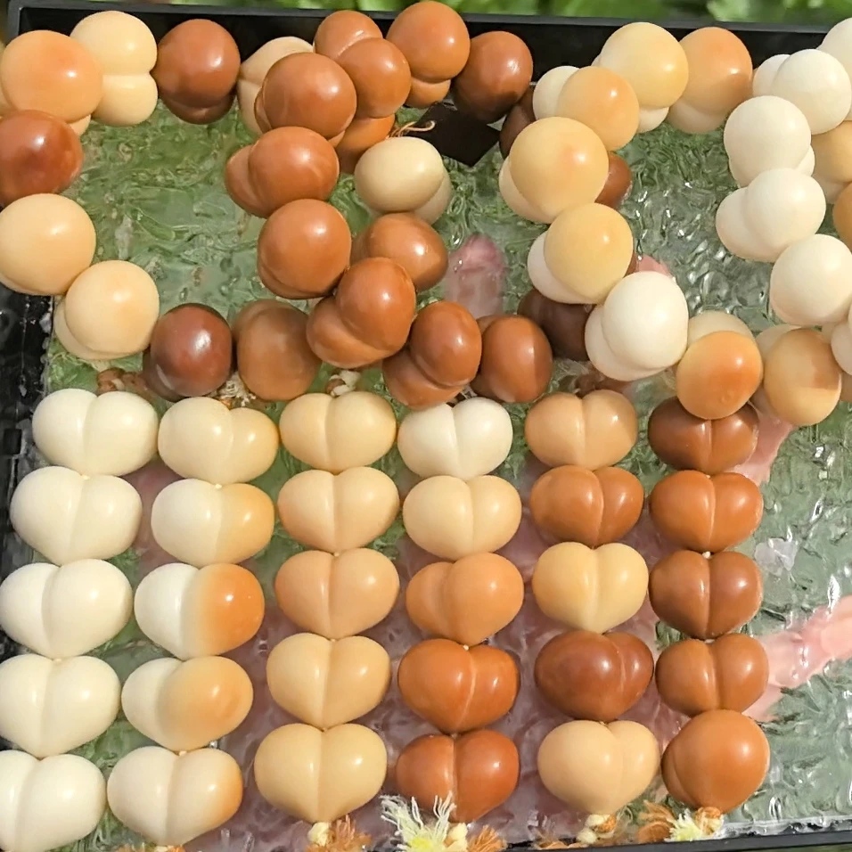 姜姜菩提-象牙果雕刻款卡26屁桃手串-瑕疵默认芽眼裂-介意勿拍