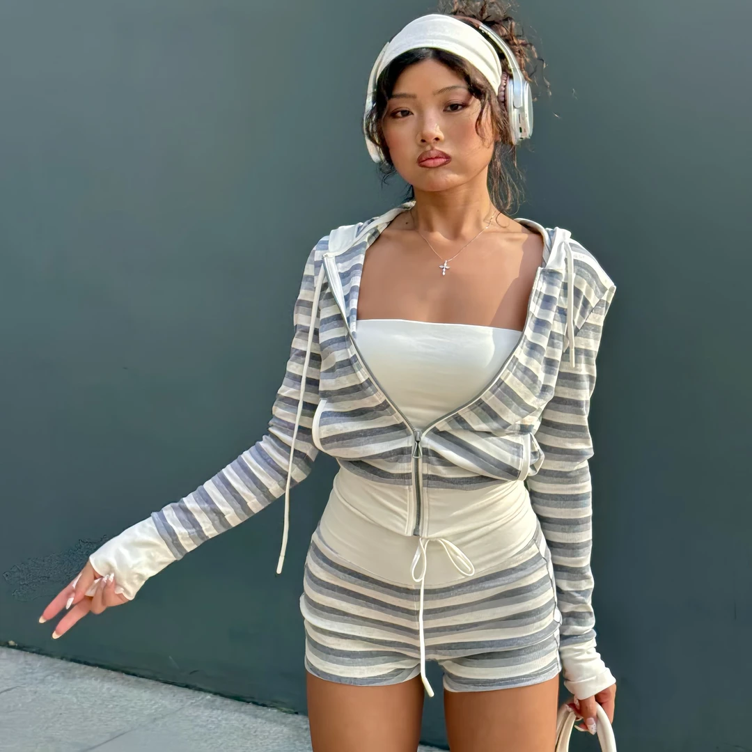 【Fcii】甜酷辣妹条纹宽腰短裤高腰H5K3332