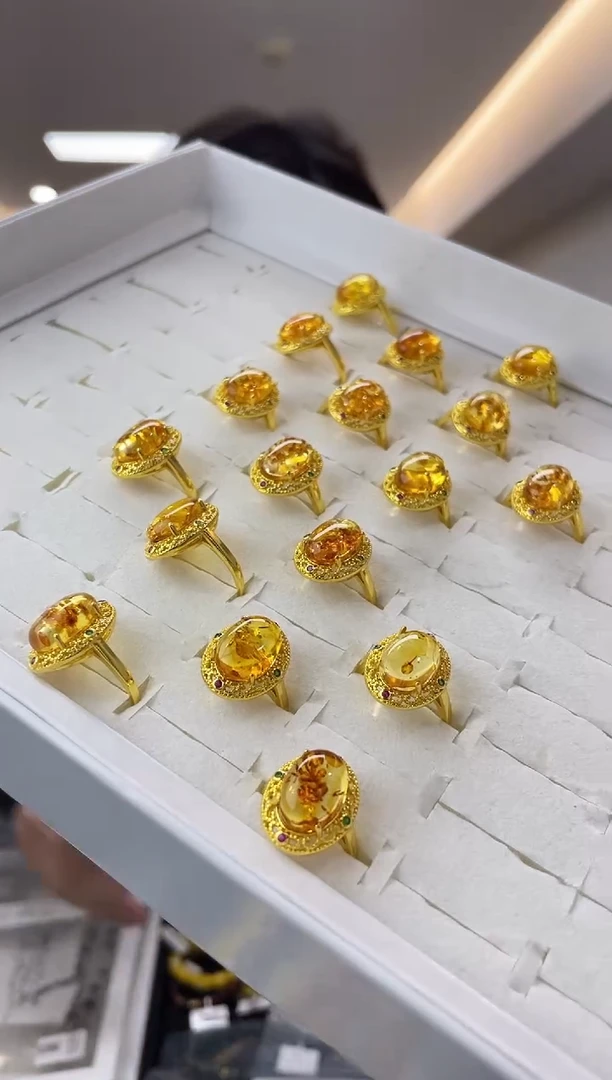 【闪购商品】琥珀（花珀）裸石未镶嵌多样性一件发货